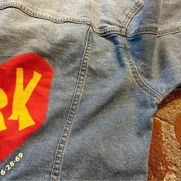 Target Pride New York 1969 Stonewall Riots Denim Jacket Womens XL Blue Button - Picture 7 of 16